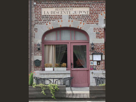 Restaurant La Descente Du Pont